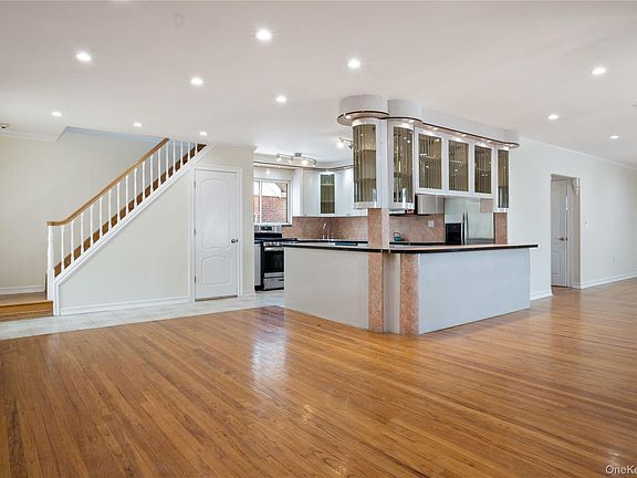 5th image of 73-33 188th Street