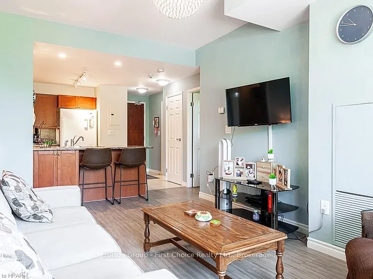 400 Romeo St N #207 — Photo 9