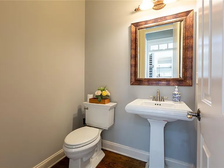 2360 Manor Creek Ct — Photo 26