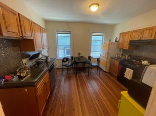 65 Hillside St #II, Roxbury Crossing, MA 02120