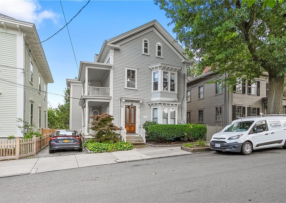 1st image of 135 Williams St #2