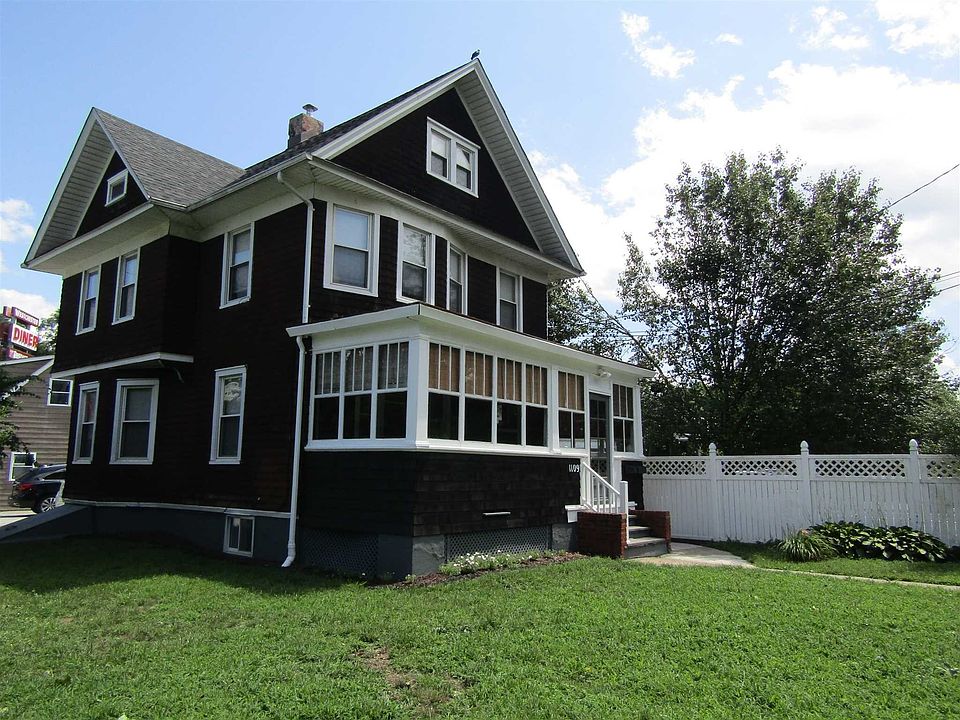 2nd image of 1109 Lower South St