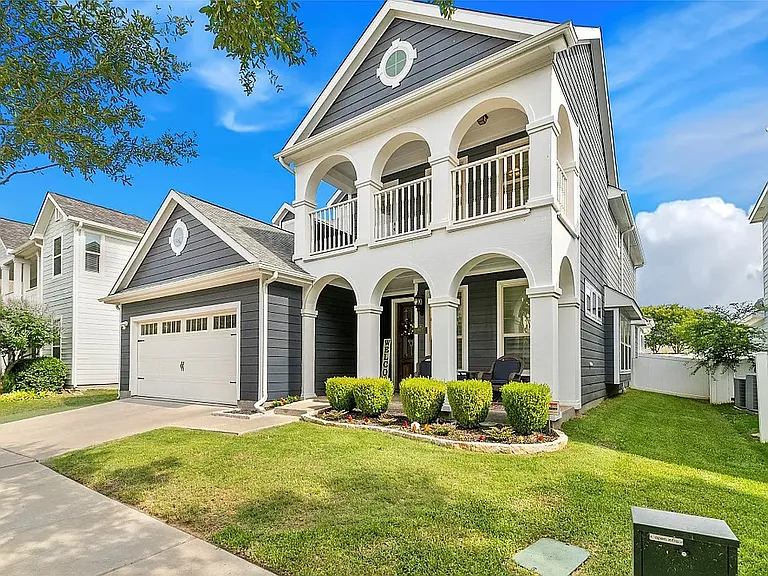 1007 Charleston Ln — Photo 1