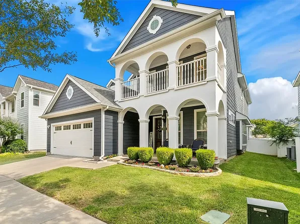 1007 Charleston Ln, Aubrey, TX 76227