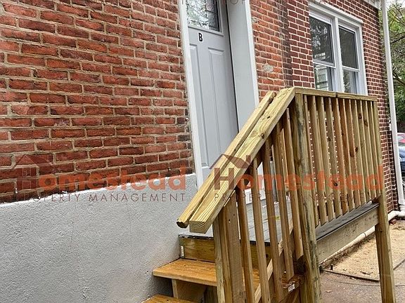 2nd image of 1031 Dekalb St APT B