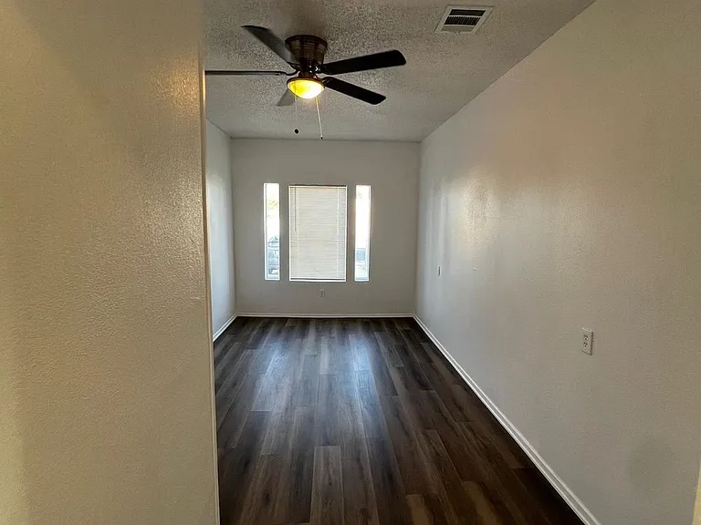 3200 Zephyr Rd — Photo 5