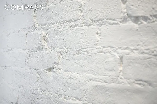 Rented by Compass | media 33