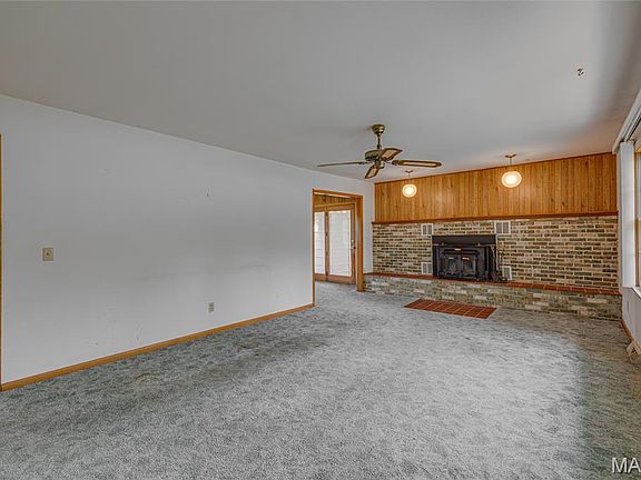 5th image of 902 Westwind Dr