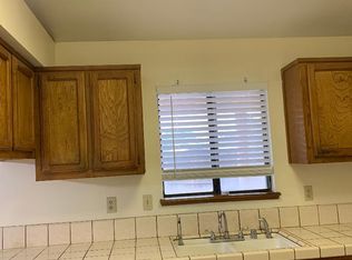 9104 Carvalho Ct, Bakersfield, CA 93311