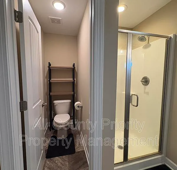 224 Williamson Place Dr — Photo 18