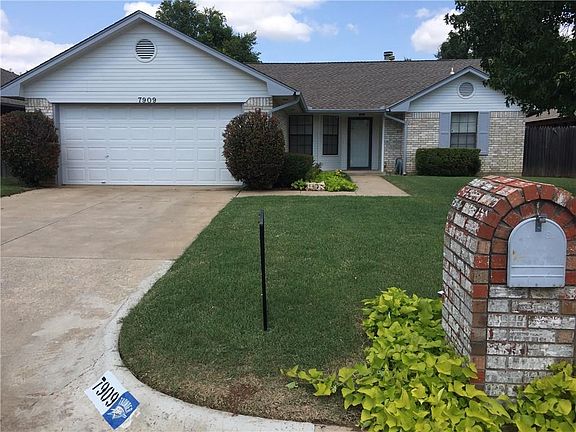 2nd image of 7909 NW 82nd St