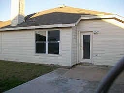 3rd image of 11004 Briaroaks Dr