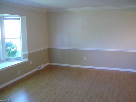 4th image of 2940 Pease Dr APT 106