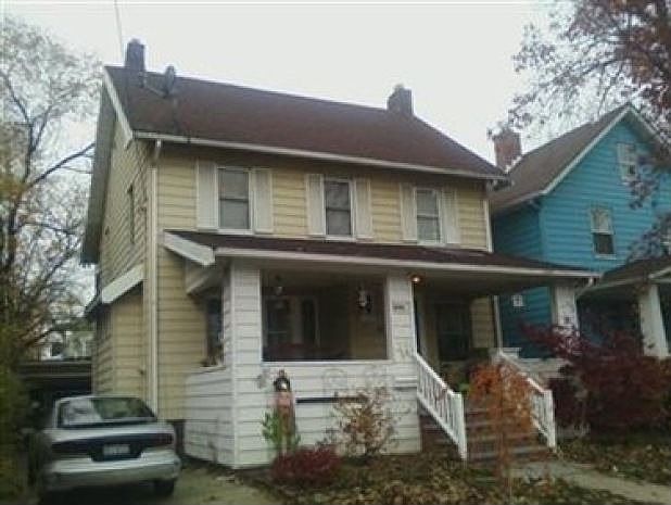 1st image of 1660 Larchmont Ave