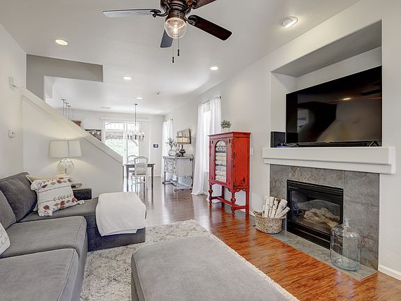 4th image of 5160 Ravenswood Ln