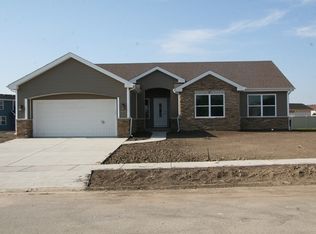 1948 Willow Brook Dr, Bourbonnais, IL 60914