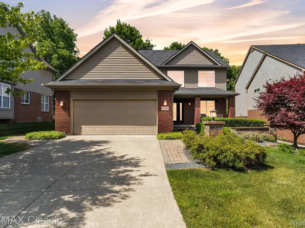 50306 Cressnut Ct, Northville, MI 48168