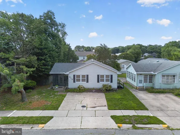 212 State Rd, Rehoboth Beach, DE 19971