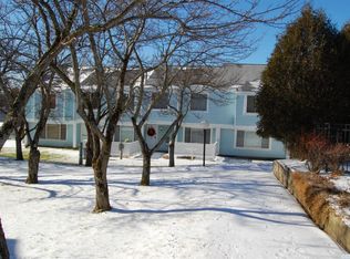 2203 Rockport Ct S, East Greenbush, NY 12061