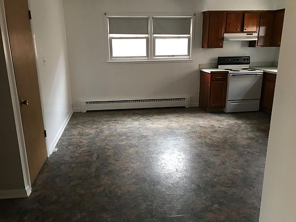 5th image of 6114 N Hermitage Ave APT 5