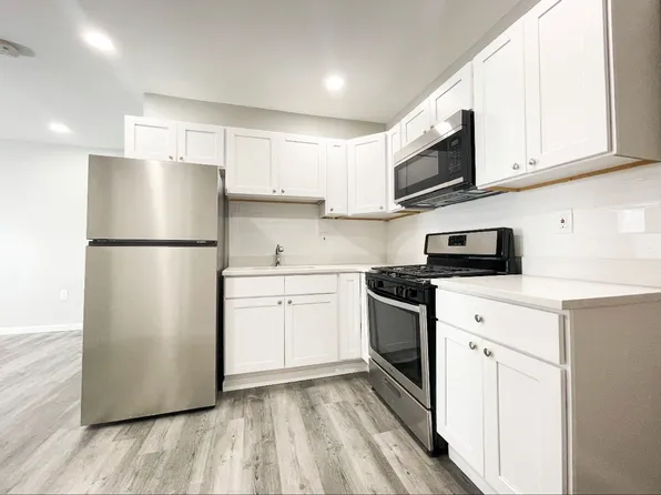 Modern, Fully Renovated Apartments at 110 Albion St Bridgeport, CT, 110 Albion St #1F, Bridgeport, CT 06605