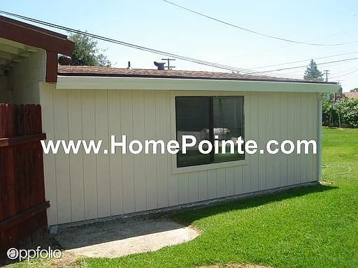 2436 51st Ave photo 1