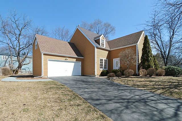 1st image of 327 Seafarer Dr