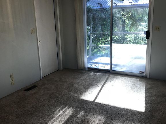 4th image of 22808 34th Ave W