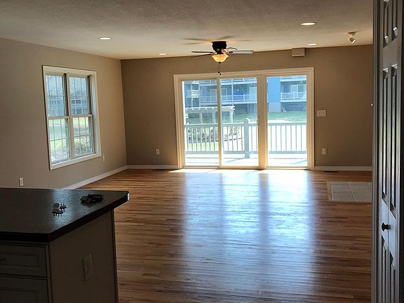 3rd image of 46 Peaceful Way APT 2