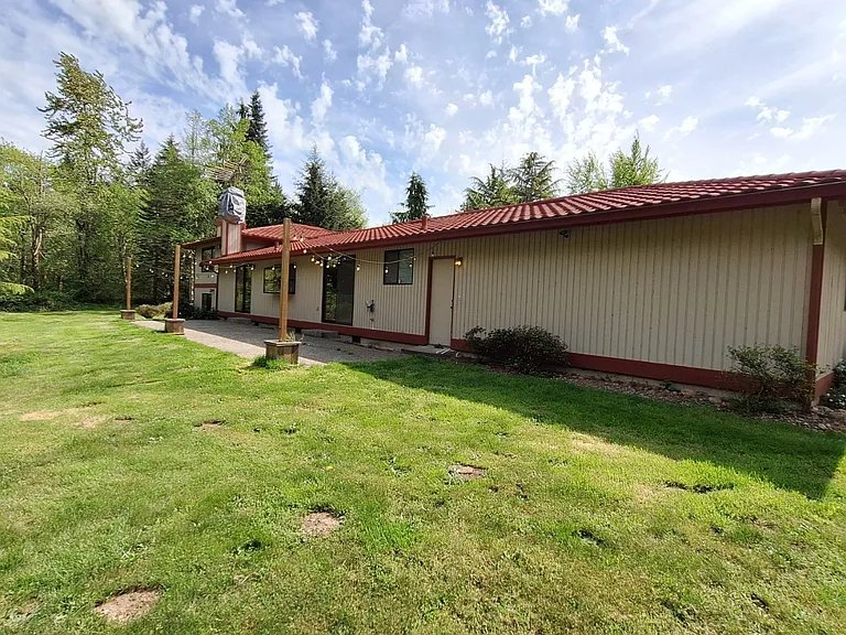 22238 Peter Grubb Rd SE — Photo 3