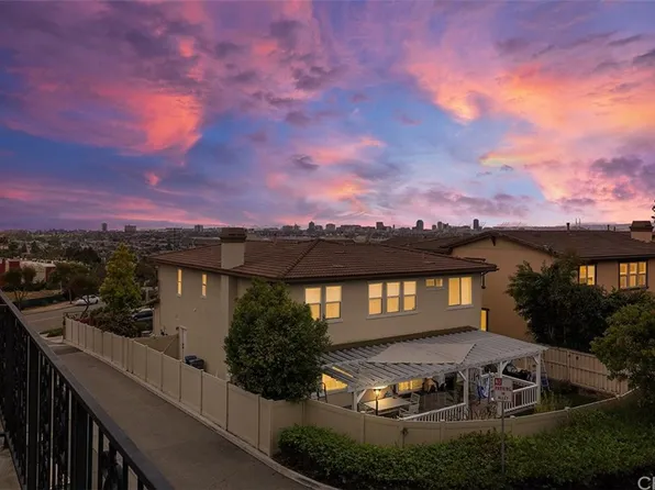 2115 Ohio Ave #4, Signal Hill, CA 90755