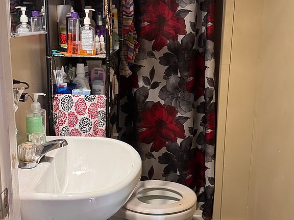 5th image of 1255 Kappes St
