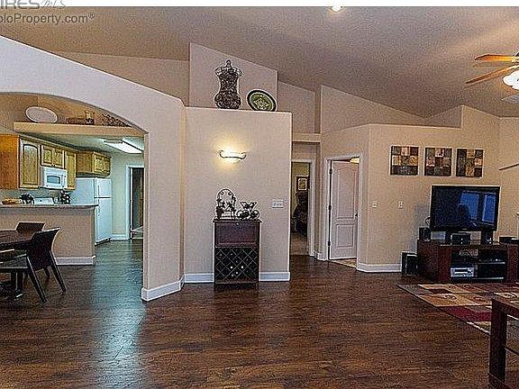 5th image of 5775 29th St Unit 1107