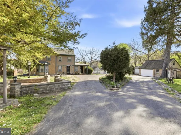 2202 Swede Rd, Norristown, PA 19401