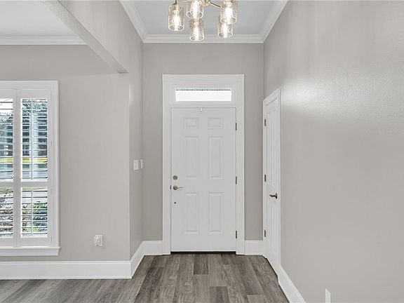 3rd image of 104 Duhe Dr
