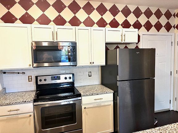 2nd image of 1118 Litton Ave APT 120