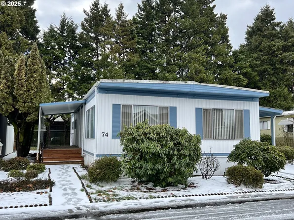 1800 Lakewood Ct Space 74, Eugene, OR 97402