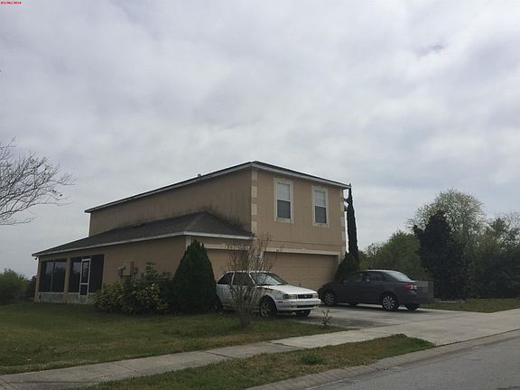 3rd image of 300 Fish Hawk Dr
