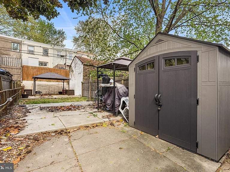 345 W Mount Pleasant Ave — Photo 27