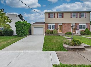 1543 Riegel St, Hellertown, PA 18055