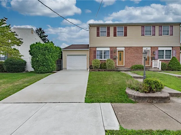 1543 Riegel St, Hellertown, PA 18055