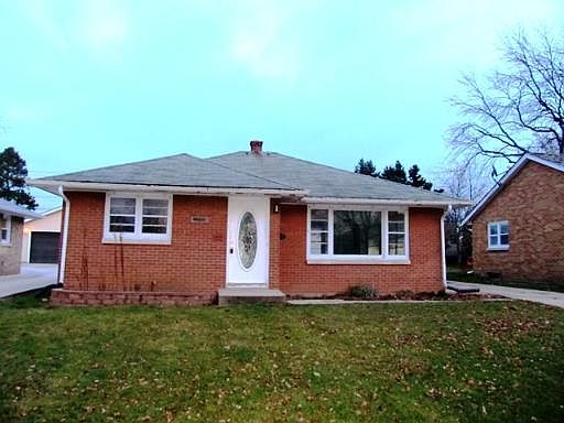 1st image of 1933 N Linden Ave