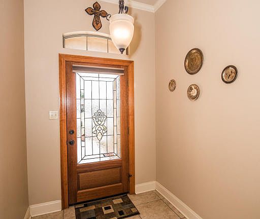 3rd image of 112 Wallingsford Cir