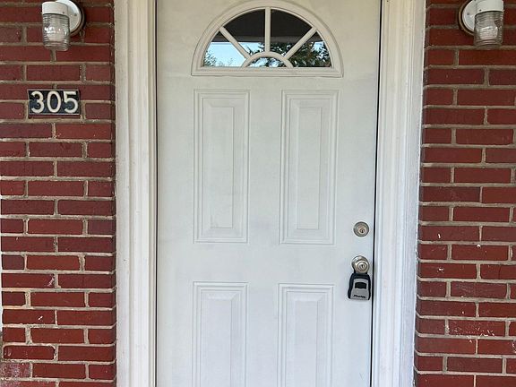 3rd image of 305 N North 3rd Ave #A