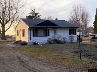 63053 Fort Rd, New Ulm, MN 56073