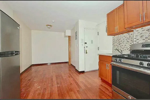 Rented by Compass | media 2