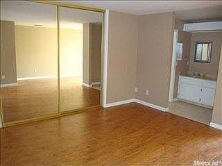 4th image of 6910 Arabella Way