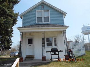 405 S Madison St, Ludington, MI 49431