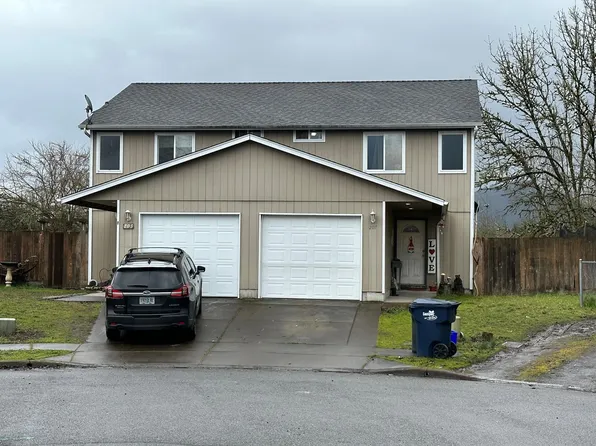 205 S 47th St, Springfield, OR 97478