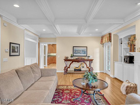 5th image of 1603 Grandiflora Dr